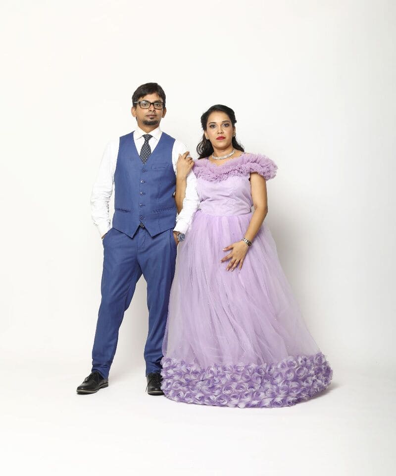 Rent robe Bride and Groom costume collection